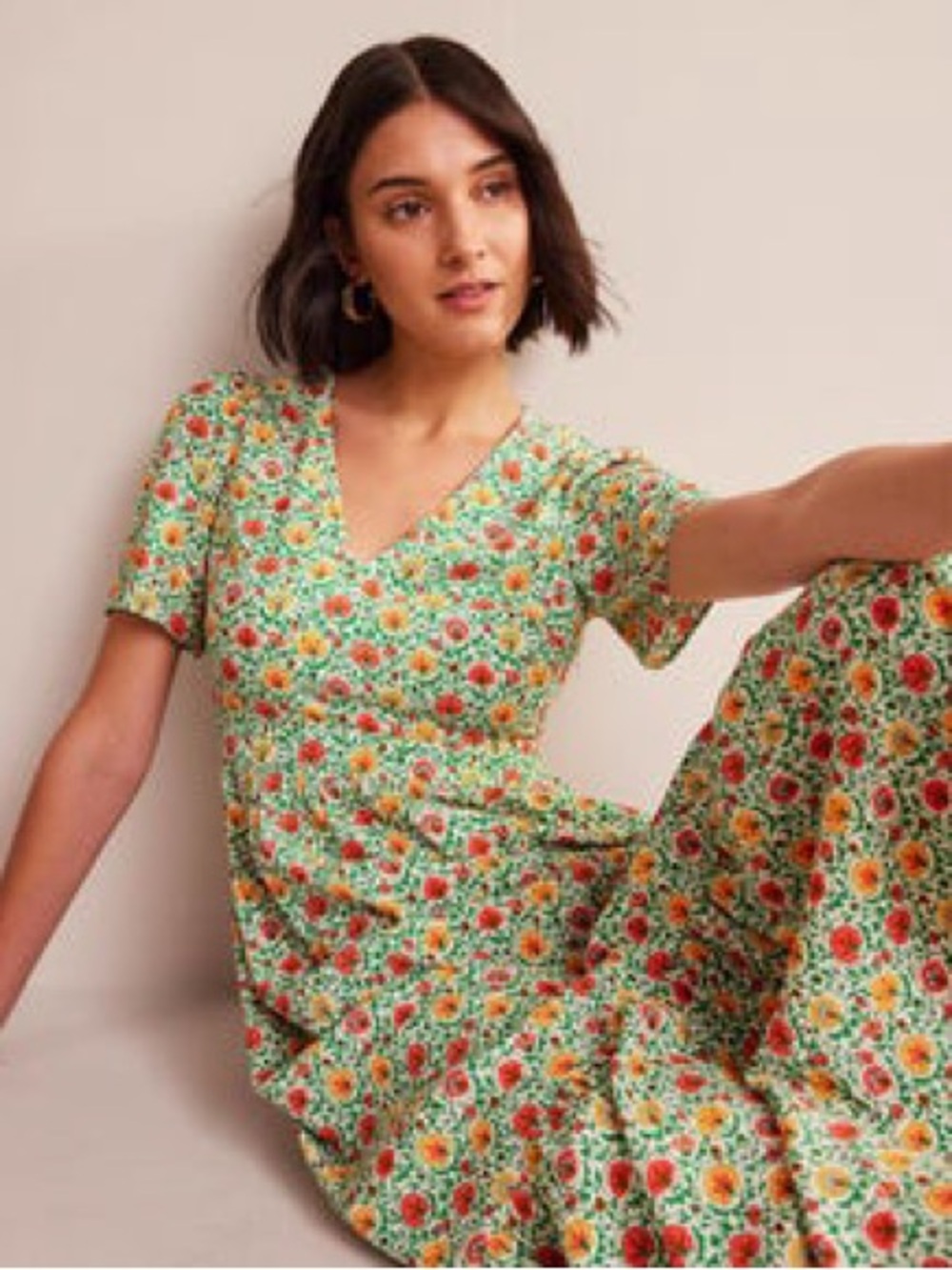 Boden NWOT Floral V-Neck Midi Dress in Green Size 8